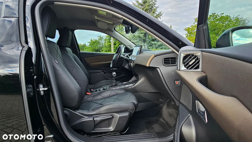 DS Automobiles DS 3 Crossback 1.2 PureTech So Chic - 35