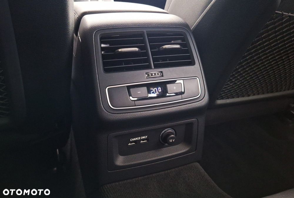 Audi A4 Limousine - 22