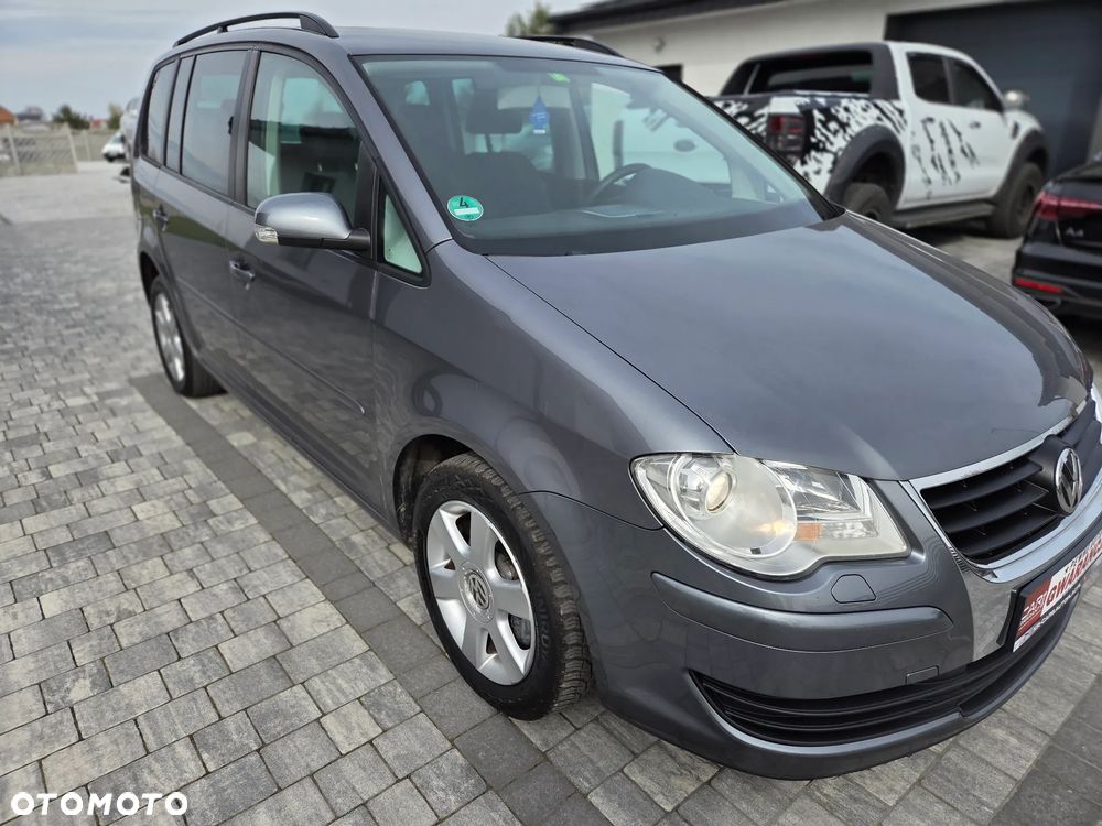 Volkswagen Touran 1.9 TDI DPF Highline - 9