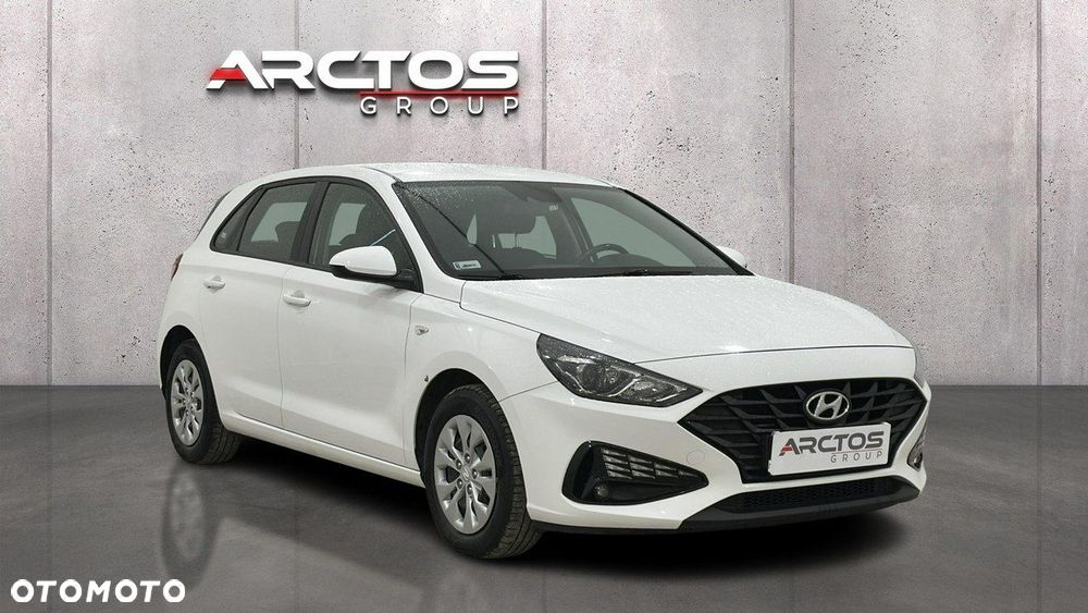 Hyundai i30 1.5 DPI Classic + - 7