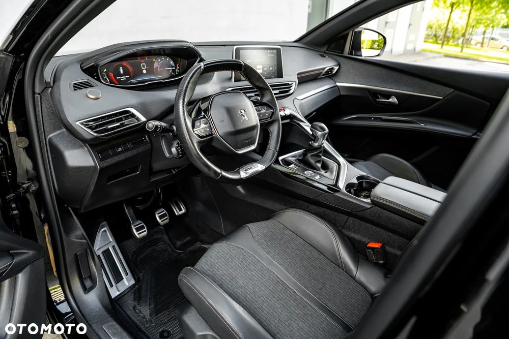 Peugeot 3008 1.2 PureTech GT S&S - 14
