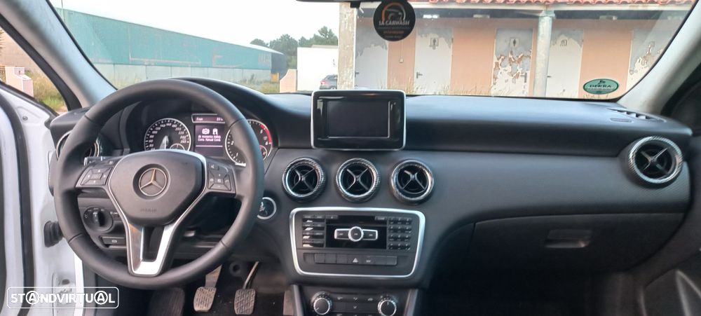 Mercedes-Benz A 160 CDI AMG Line - 42