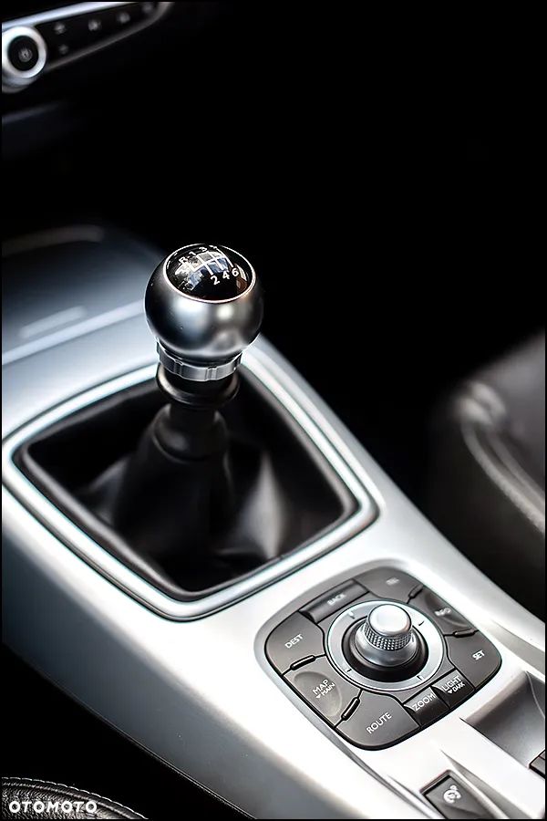 Renault Laguna Coupe 2.0 16V Turbo GT - 24