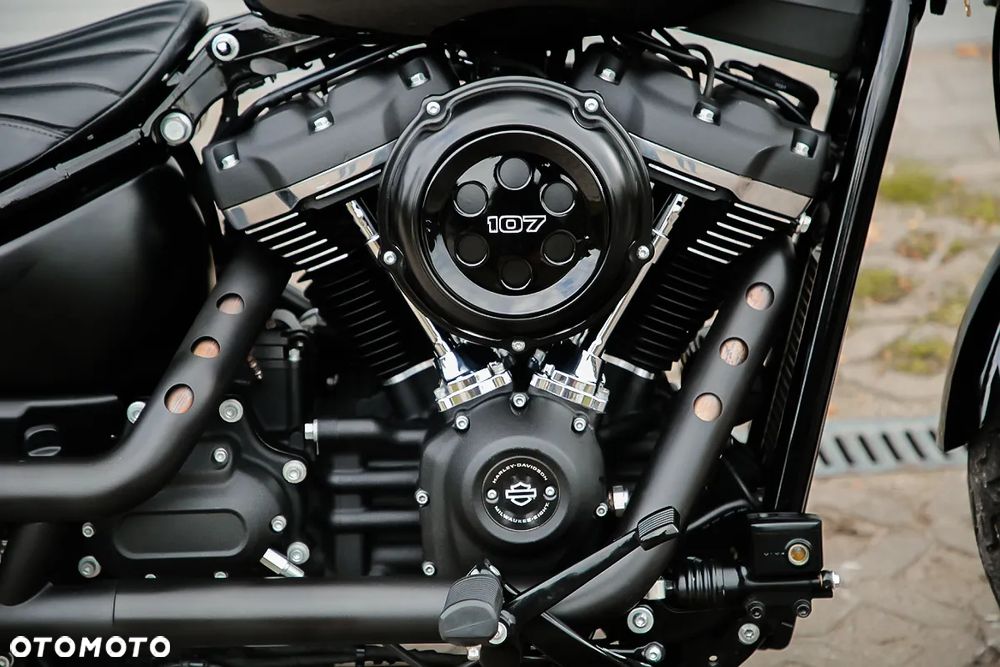Harley-Davidson Softail Street Bob - 5