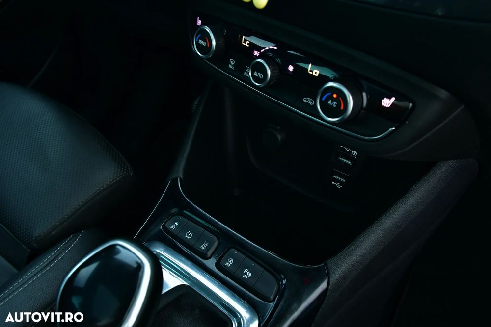 Opel Crossland - 23
