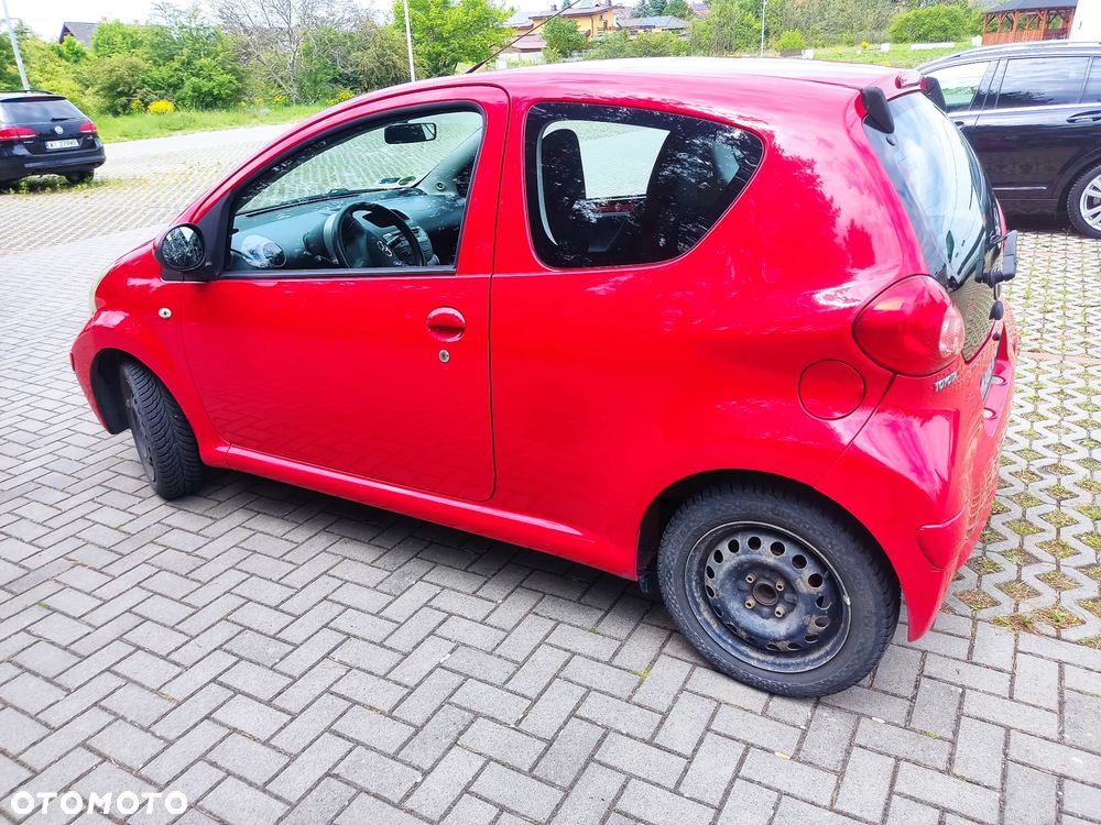 Toyota Aygo Standard - 4