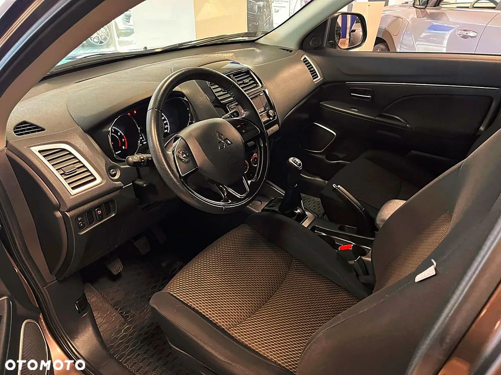 Mitsubishi ASX 1.6 Invite - 17