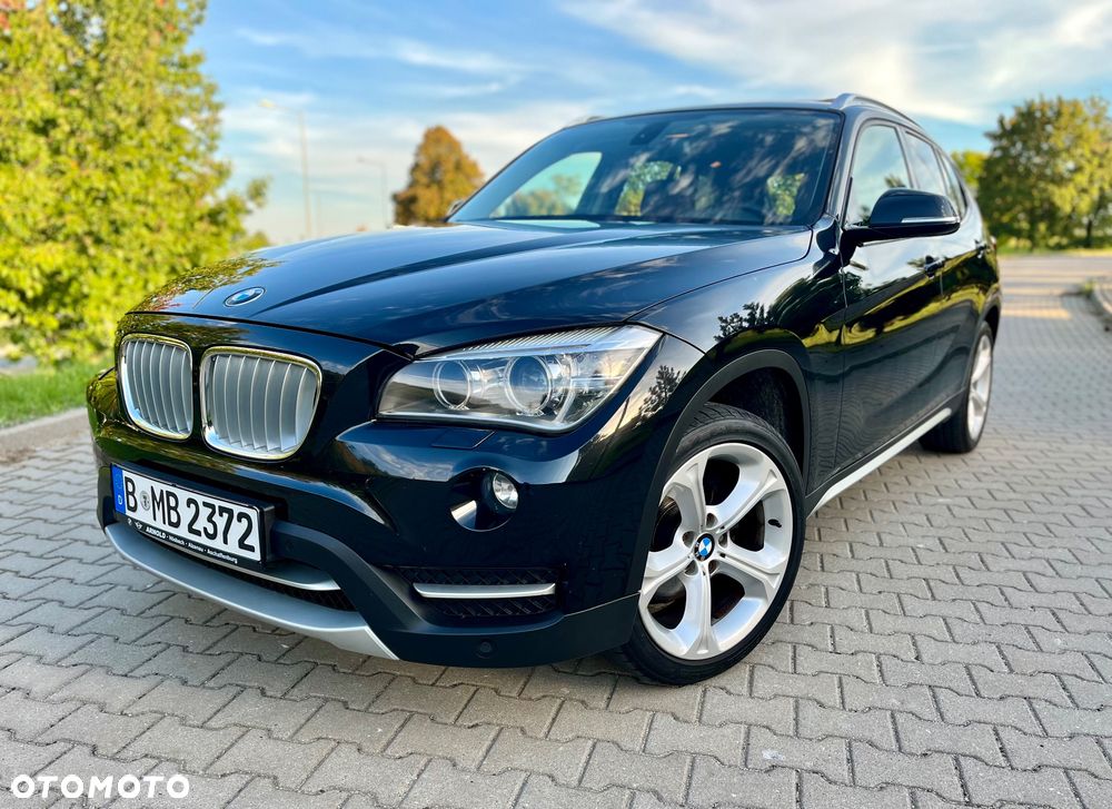 BMW X1 xDrive20i Sport Line - 2