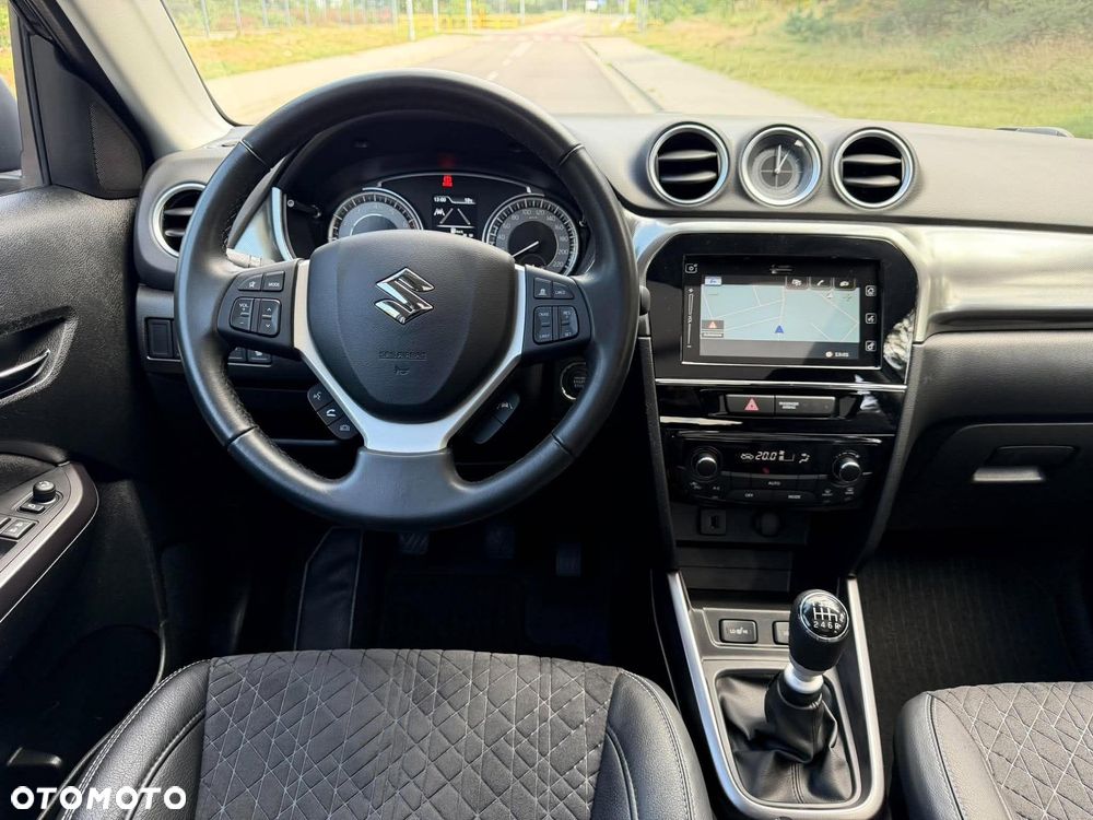 Suzuki Vitara 1.4 Boosterjet SHVS Premium 2WD - 24