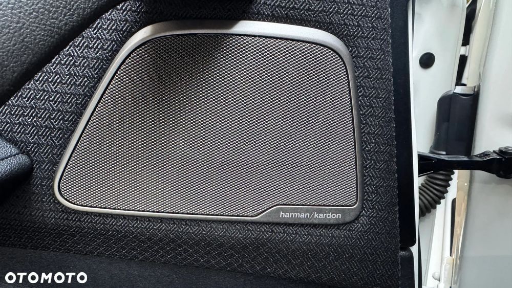 BMW Seria 5 520d Sport Line - 27