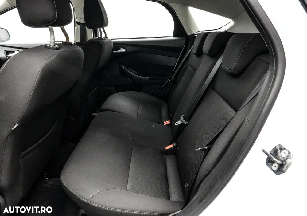 Ford Focus 1.5 TDCi Titanium - 16