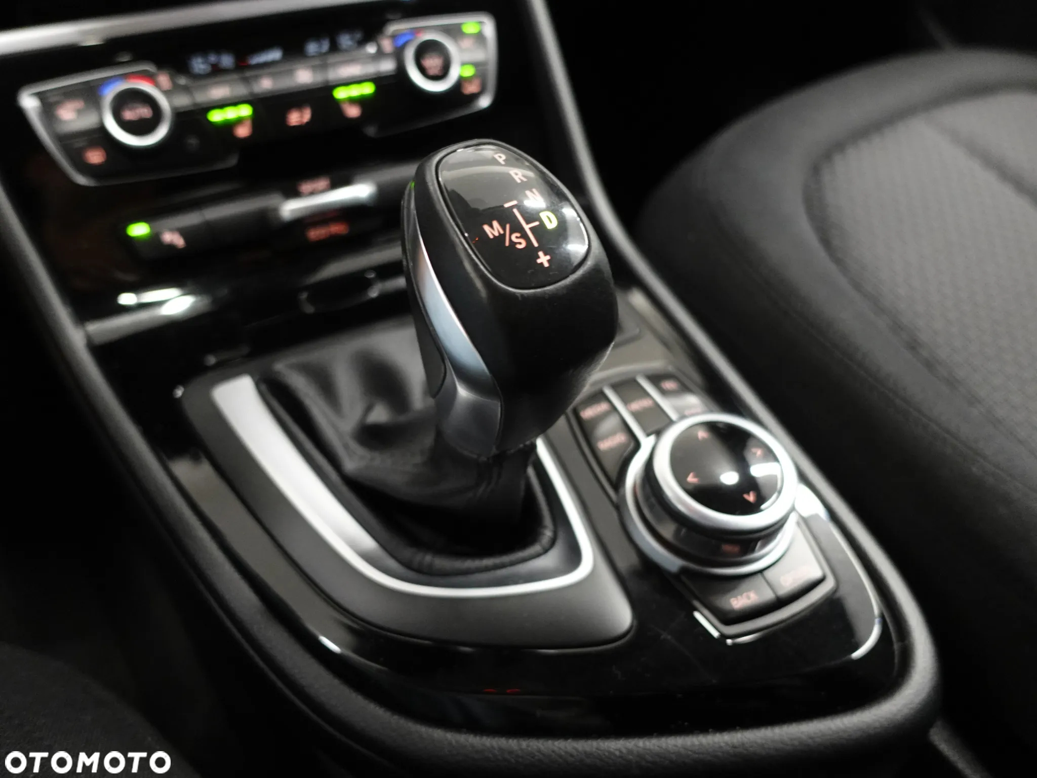 BMW Seria 2 218d Gran Tourer Advantage - 37