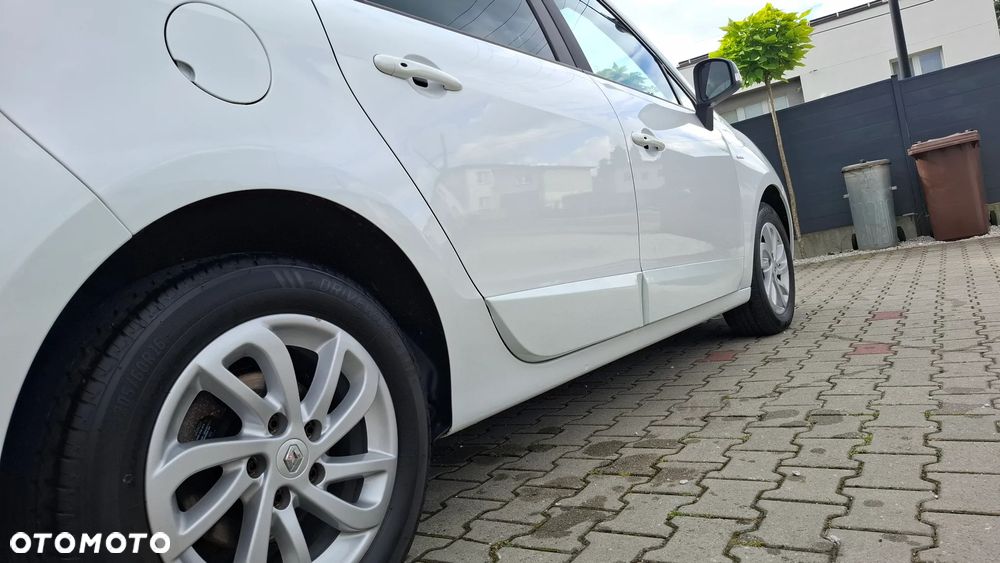 Renault Grand Scenic dCi 110 EDC LIMITED - 11