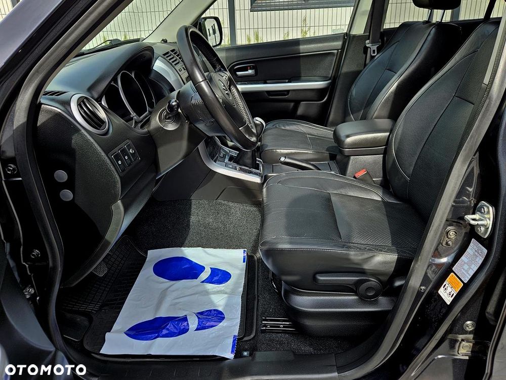 Suzuki Grand Vitara - 22