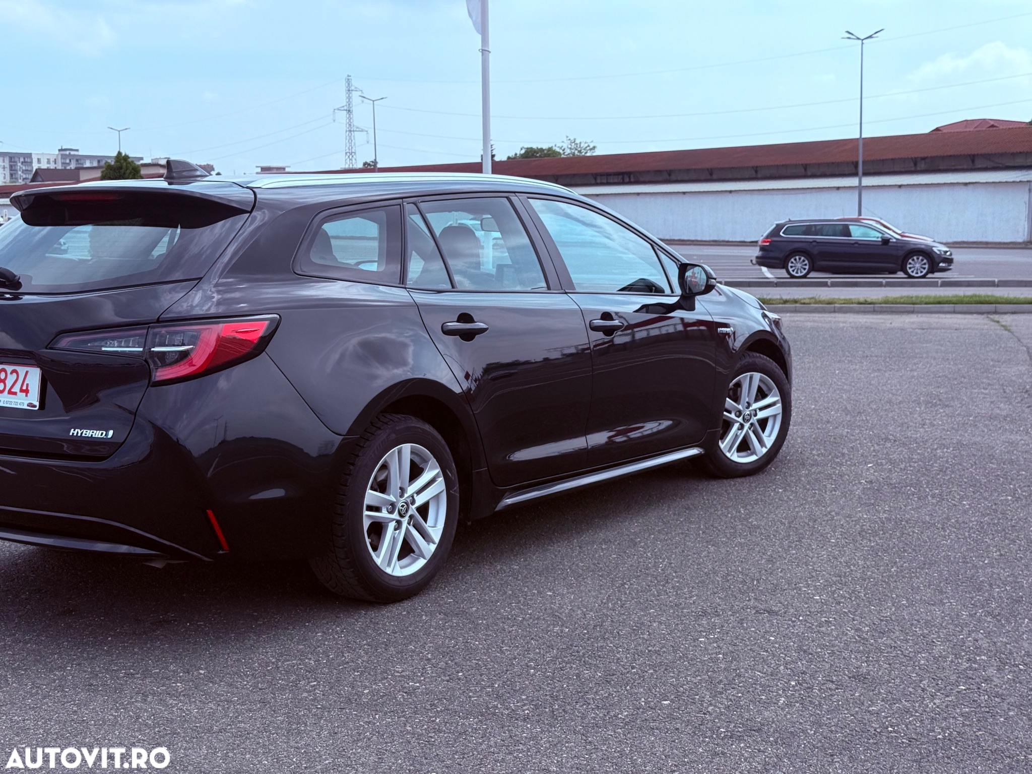 Toyota Corolla 1.8 Hybrid Business Edition - 5