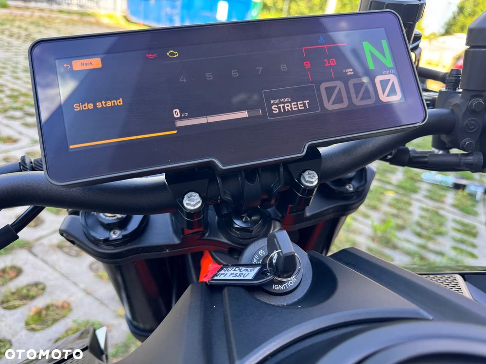 KTM Duke 990 - 9