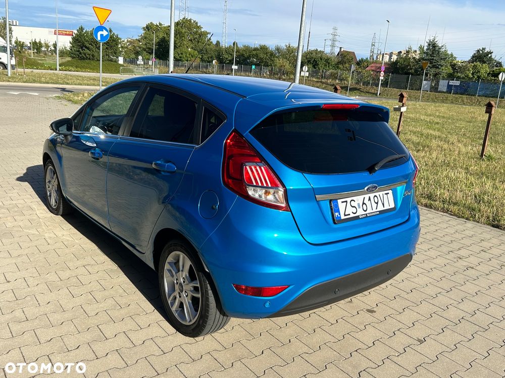 Ford Fiesta 1.0 EcoBoost S&S TITANIUM - 6