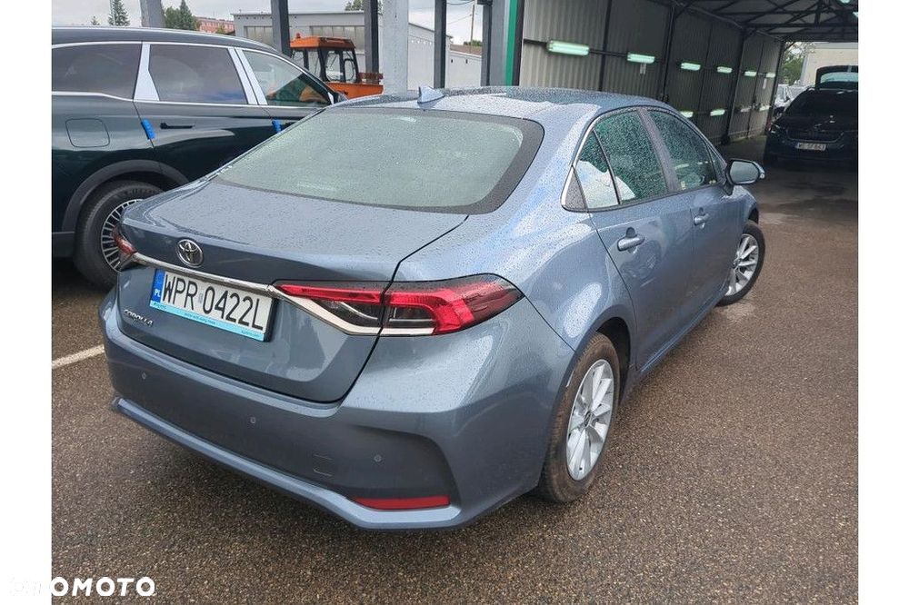 Toyota Corolla - 17