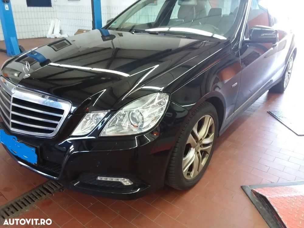 Mercedes-Benz E 200 CDI BlueEfficiency - 2