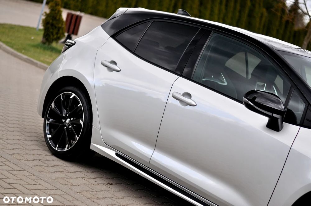 Toyota Corolla 2.0 Hybrid GR Sport - 10