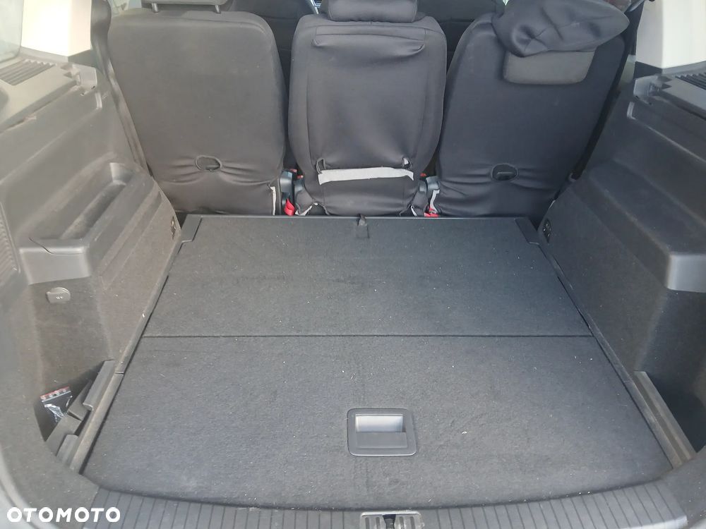 Volkswagen Touran 1.6 TDI SCR BlueMotion Technology Comfortline - 7