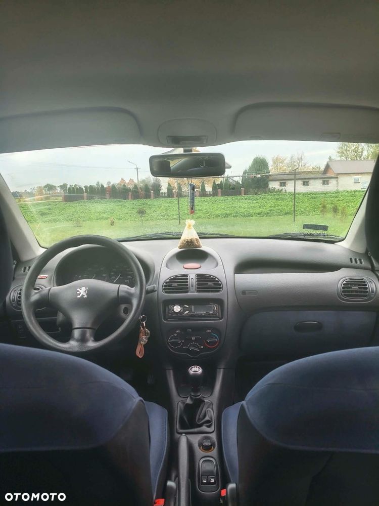 Peugeot 206 - 7