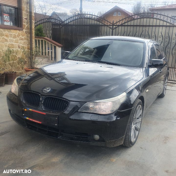 Dezmembram BMW 520 d e60