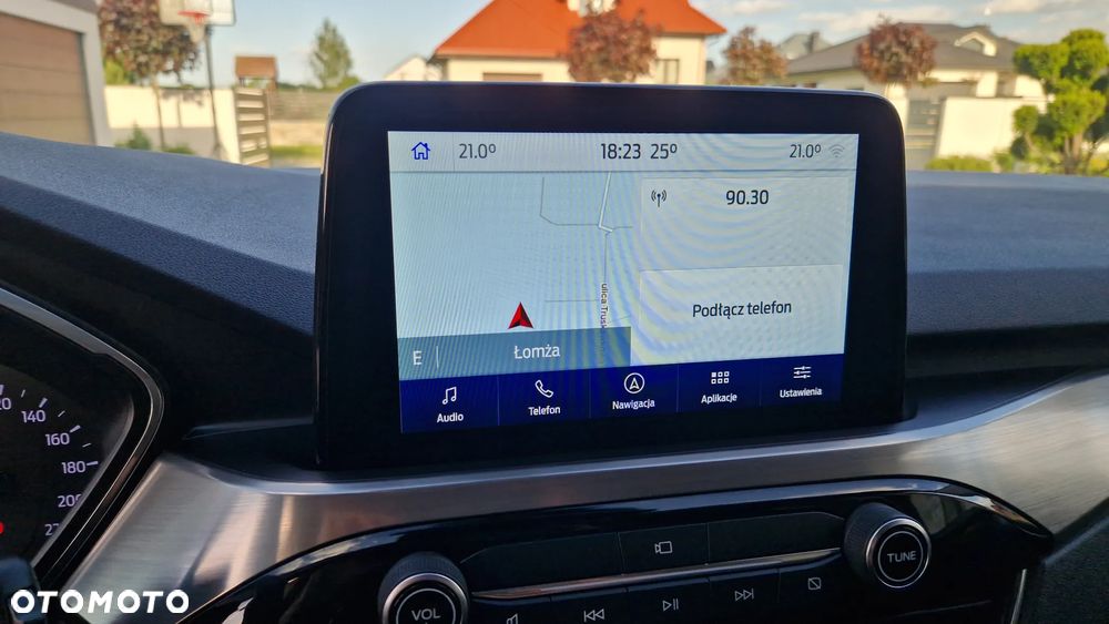 Ford Kuga 1.5 EcoBoost TITANIUM - 11