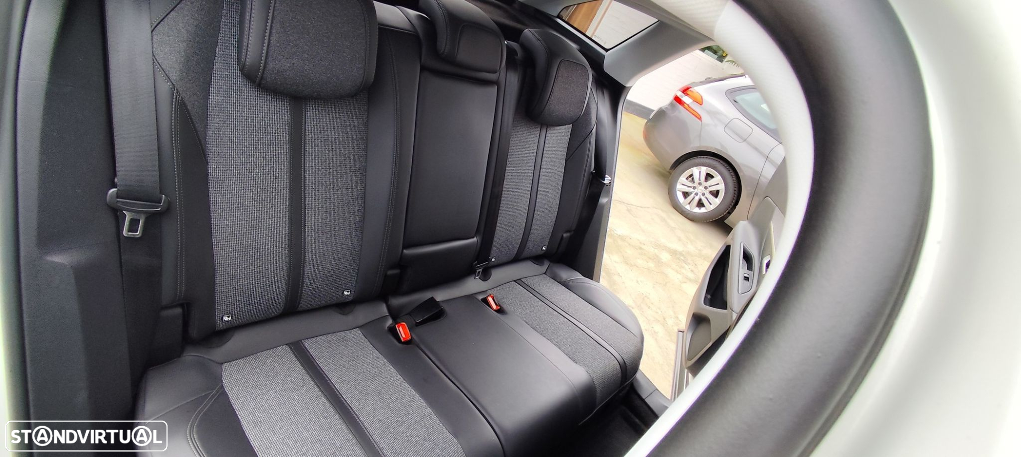 Peugeot 3008 1.5 BlueHDi Allure - 20