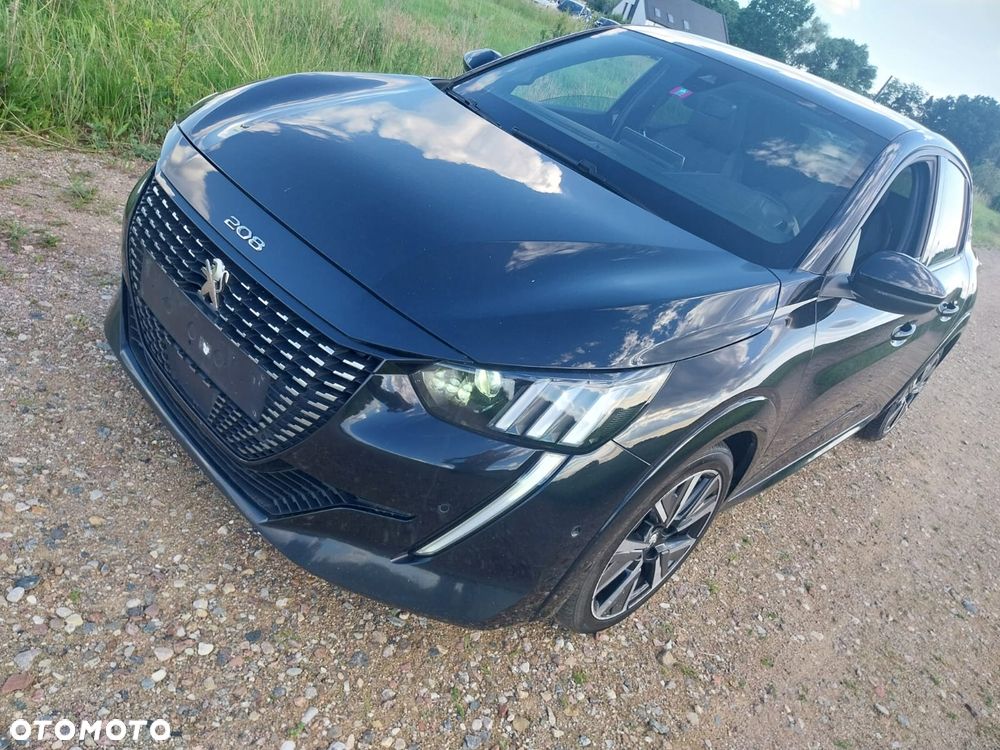 Peugeot 208 - 3