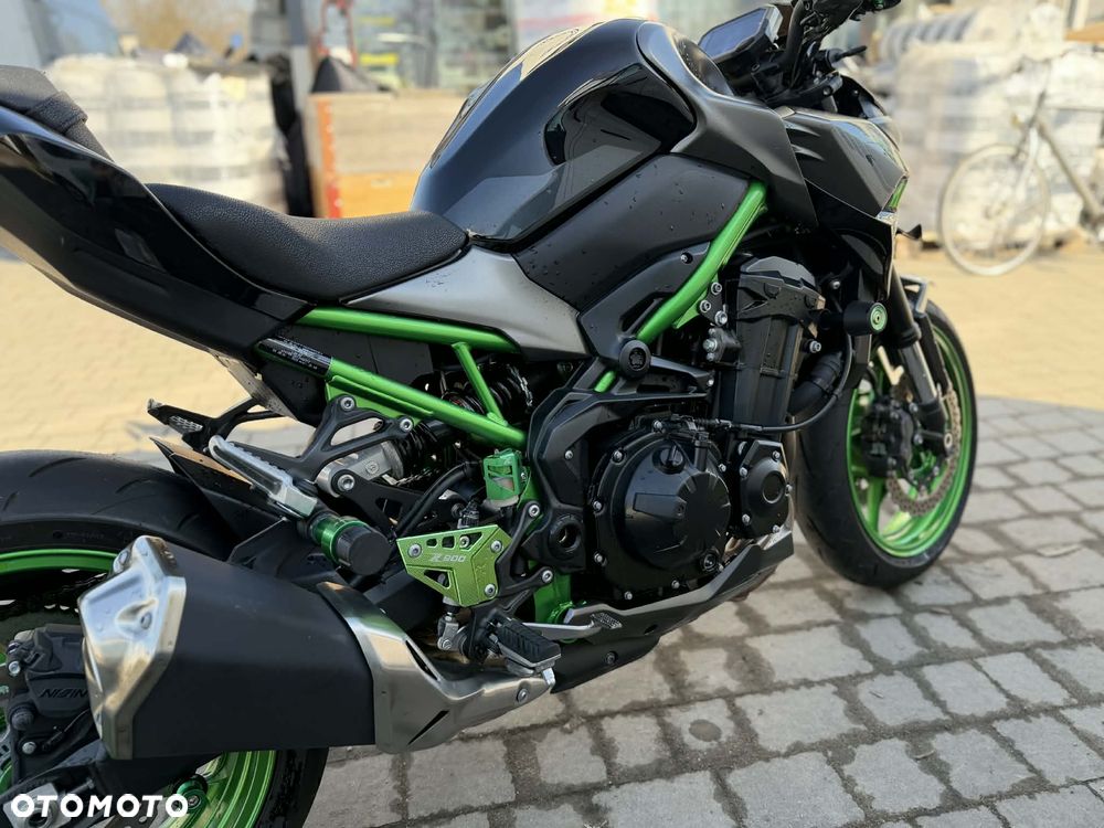 Kawasaki Z 900 - 8