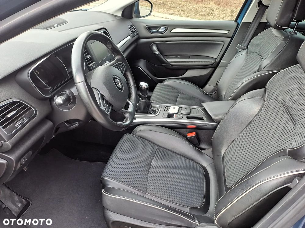 Renault Megane ENERGY dCi 130 Start & Stop Bose Edition - 29
