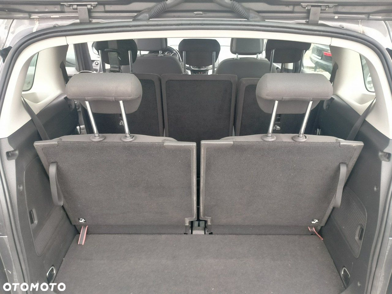 Opel Zafira - 11