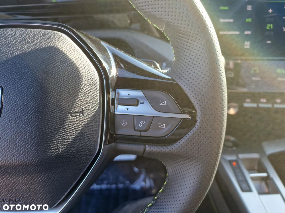 Peugeot 308 1.5 BlueHDi GT S&S EAT8 - 17