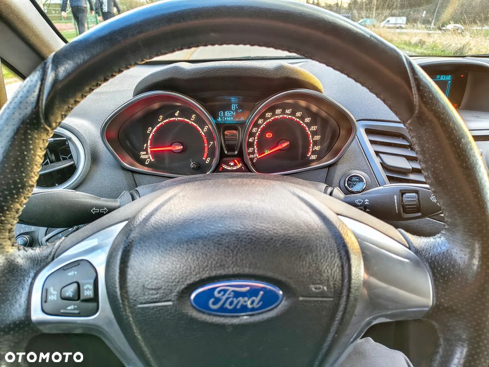 Ford Fiesta 1.6 EcoBoost ST - 8