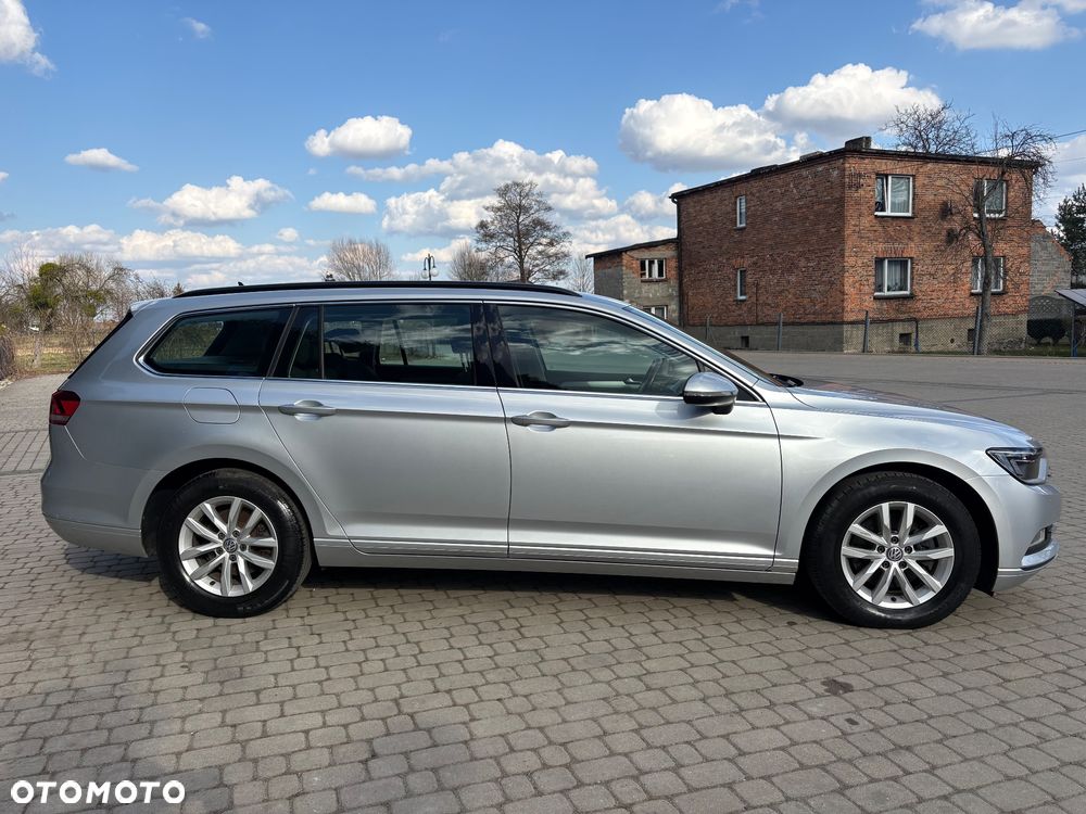 Volkswagen Passat 2.0 TDI SCR Business - 4