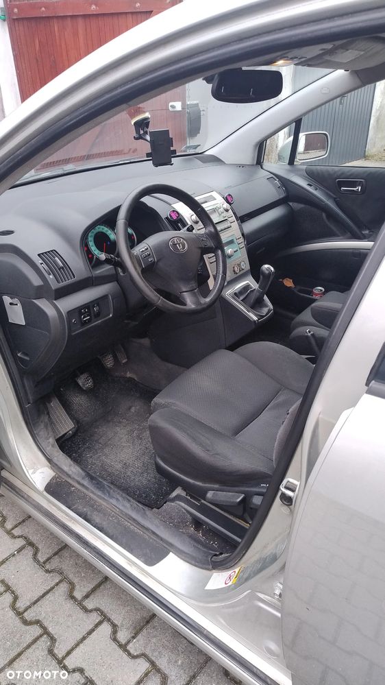 Toyota Corolla Verso 2.0 D-4D Sol - 4