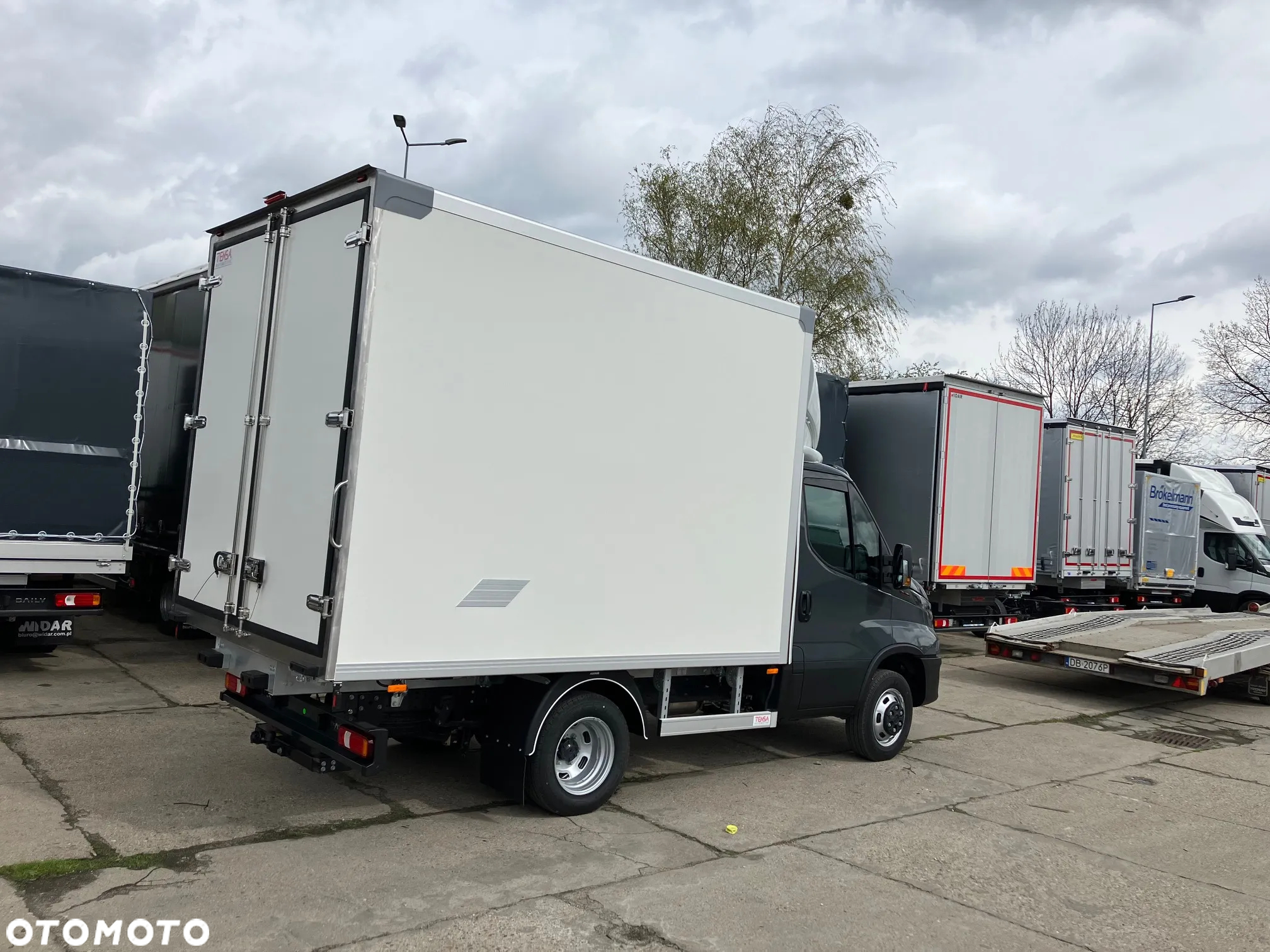 Iveco TYLKO Zabudowa chłodnia hakowa -20/+20C - 13