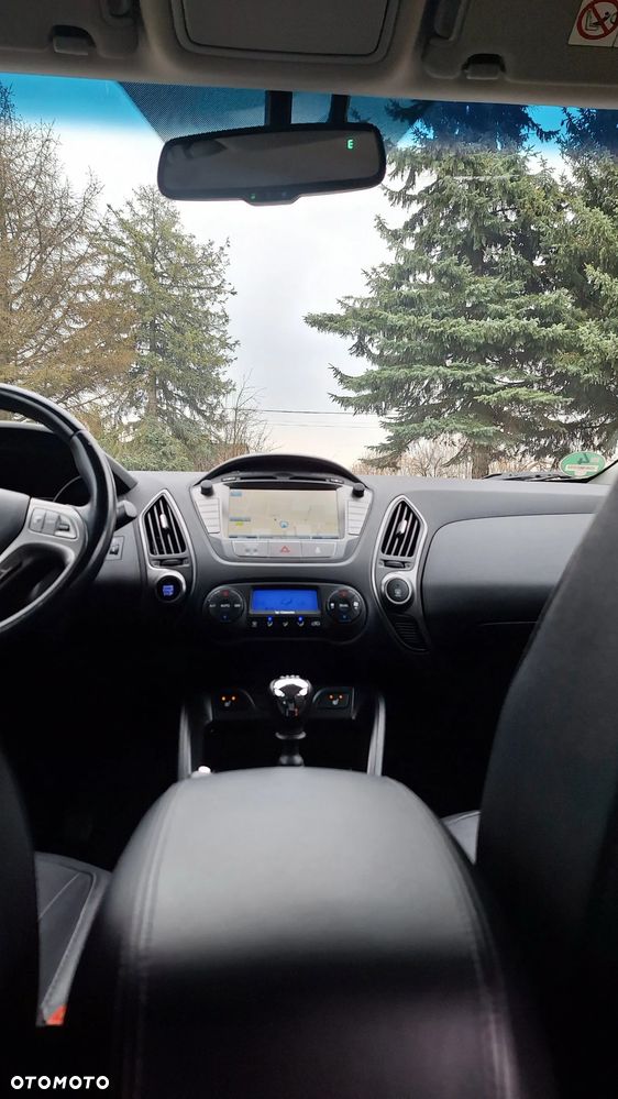 Hyundai ix35 1.6 2WD Fifa World Cup Edition - 25