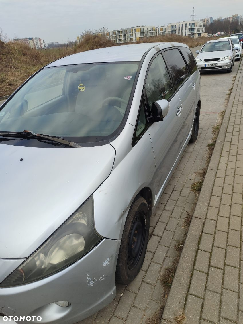 Mitsubishi Grandis - 3