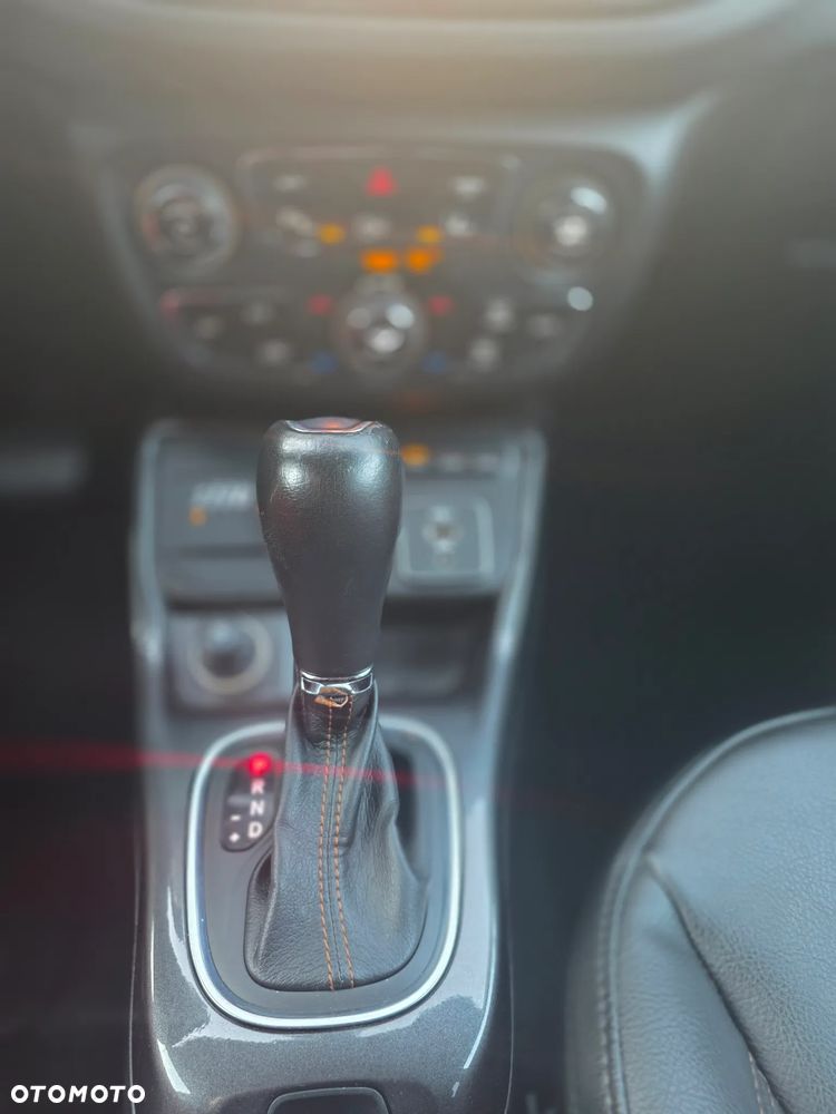 Jeep Compass - 15