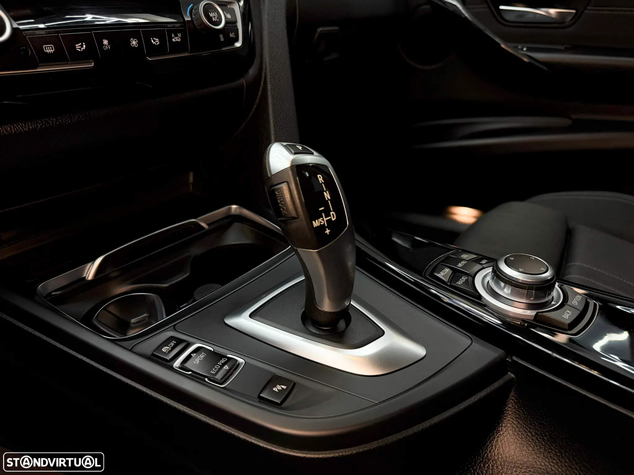 BMW 320 d Touring Line Sport Auto - 12