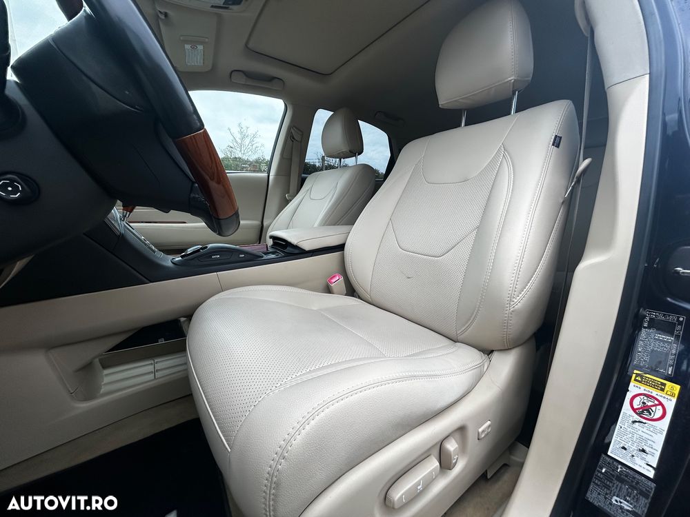 Lexus Seria RX - 13
