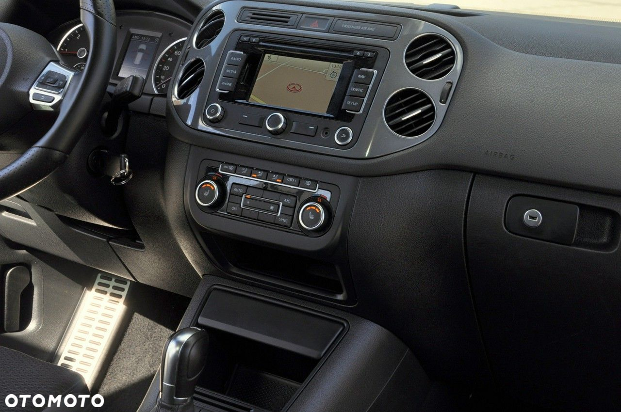 Volkswagen Tiguan - 27