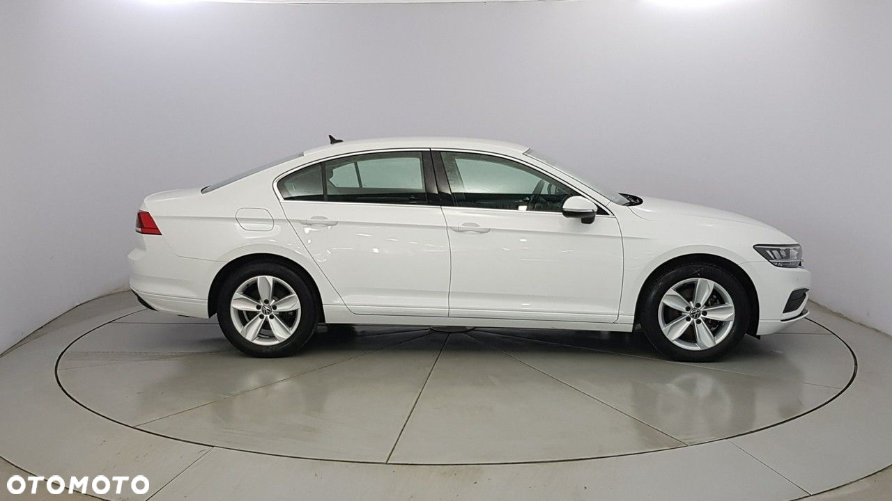 Volkswagen Passat 2.0 TSI Business DSG - 8