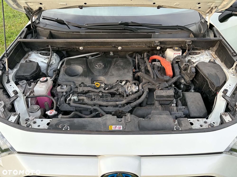 Toyota RAV4 - 24
