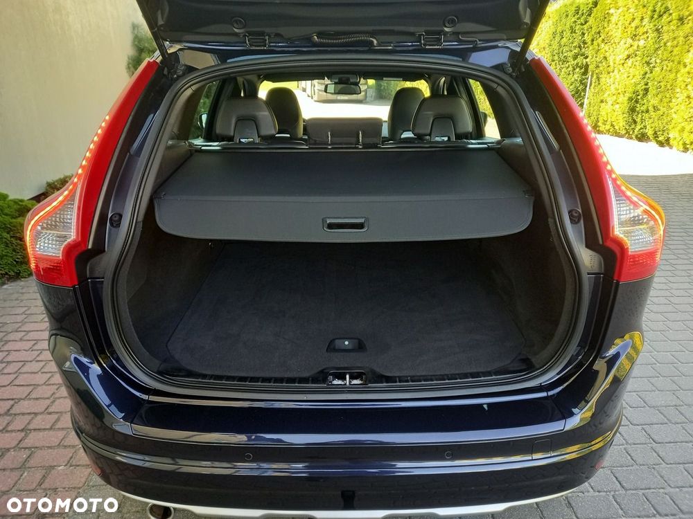 Volvo XC 60 D3 Ocean Race - 17