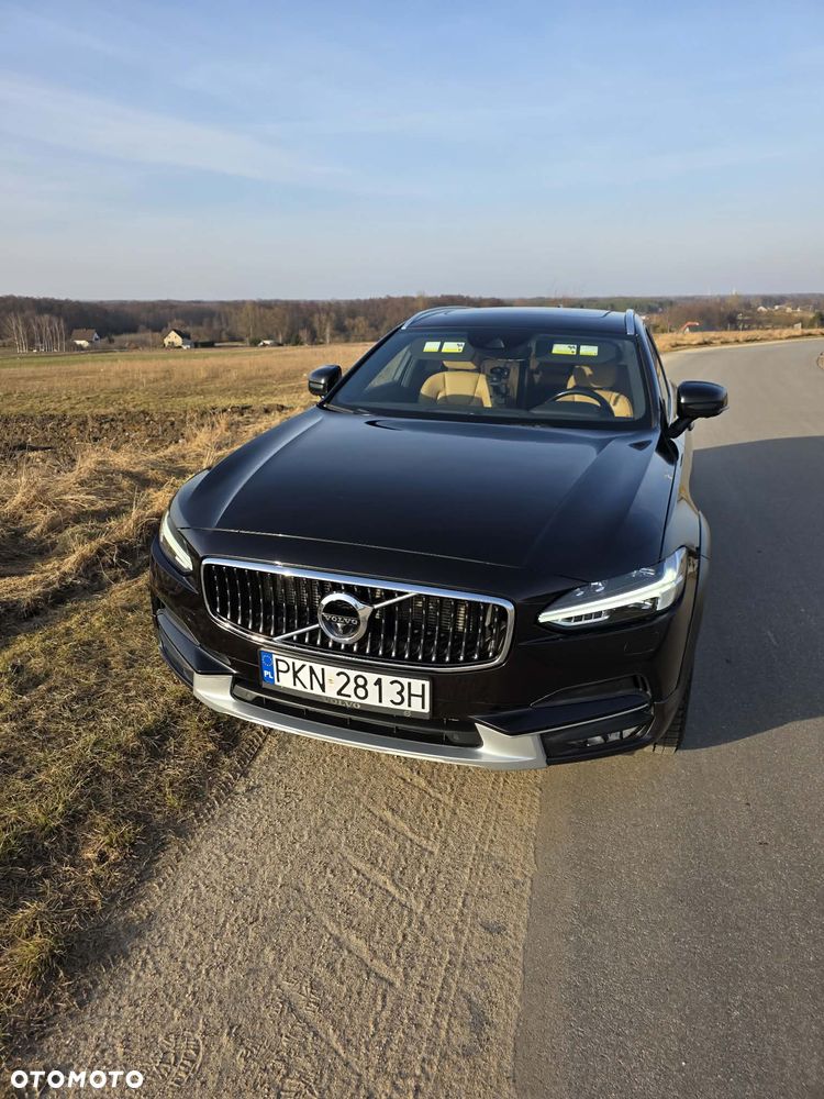 Volvo V90 Cross Country T6 AWD - 16