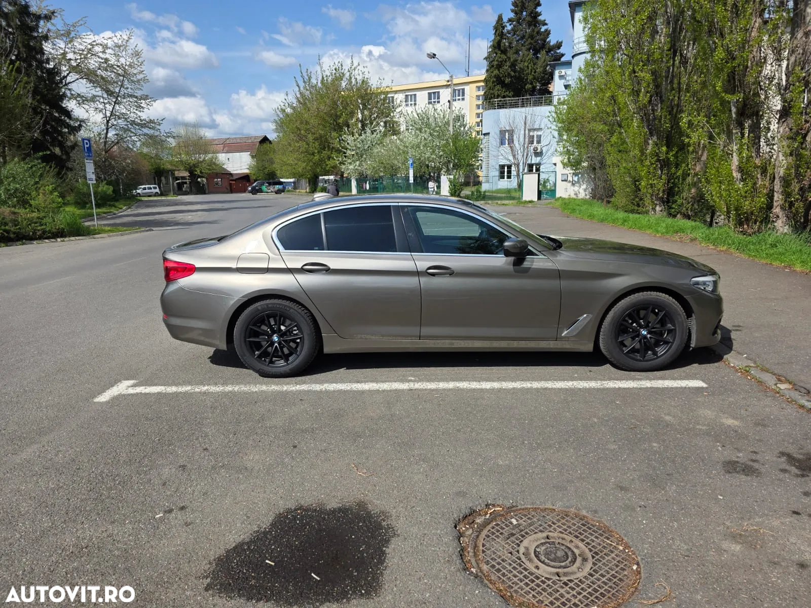 BMW Seria 5 520d AT - 2