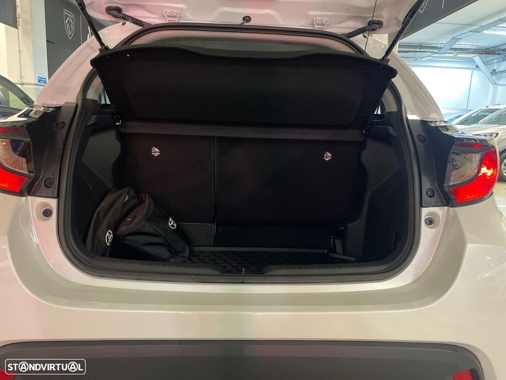 Toyota Yaris - 22